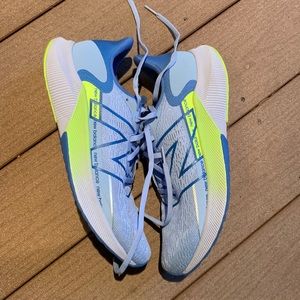 New Balance Fuel Cell women’s size 11